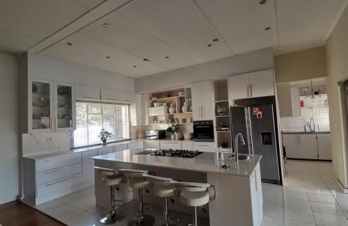 Bayswater House | Makanaka Home