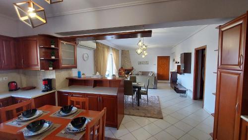Spata-Artemida Apartment | Makarios Apartment Near Athens Aiport