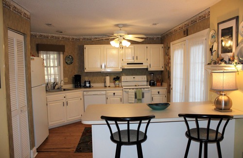 Ocean Ridge House | Make it summer all year round with this amazing 2 bedroom home ~ School's Out