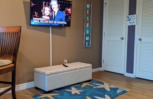 Acme Condo | Make memories on Grand Traverse East Bay.