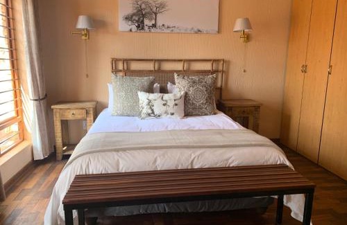 Bela-Bela Cabin | Makhato Bush Lodge 111