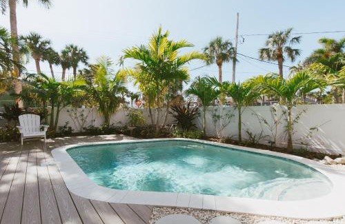 Bradenton Beach House | Making Waves