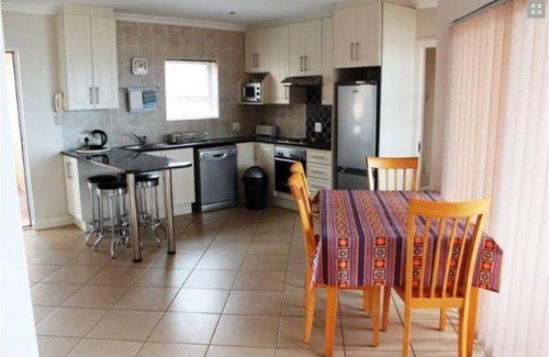 Jeffreys Bay Apartment | Makisaki JBay