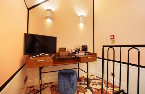 Saint-Gervais Apartment | Makom Ferdinand Duval