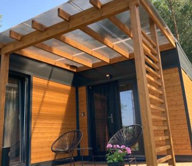 Szeligi Cabin | Makosieje Resort - bon turystyczny,30m od brzegu ,ogrzewanie,wi-fi,widok na jezioro