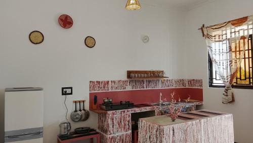 Makunduchi Apartment | Maku House