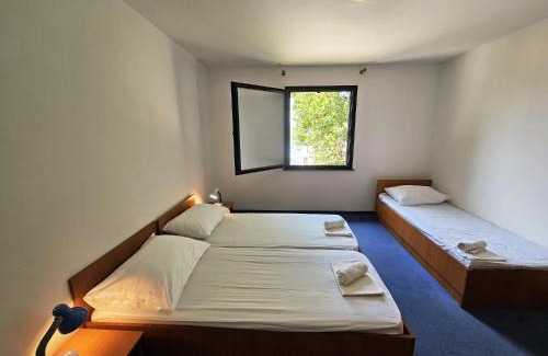 Tice Apartment | Mala Luka - Omiš, Beach Resort