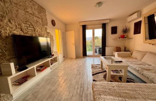 Cacak Apartment | Mala Oaza