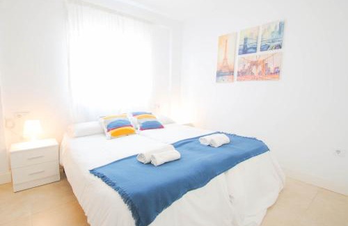 Plaza de Toros Vieja Apartment | Malaga Center Flat Holidays Salitre