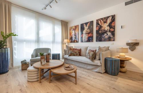 Palma-Palmilla Apartment | Malaga Skyline 6 Pool & Parking Free