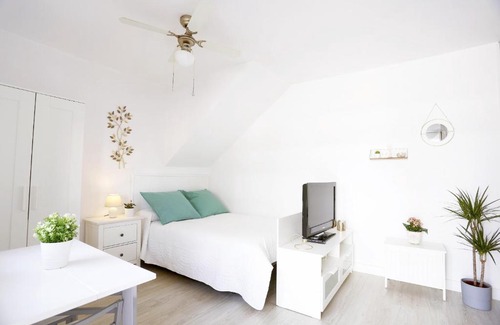 Malaga-Este Apartment | Malagadevacaciones - Bolivia