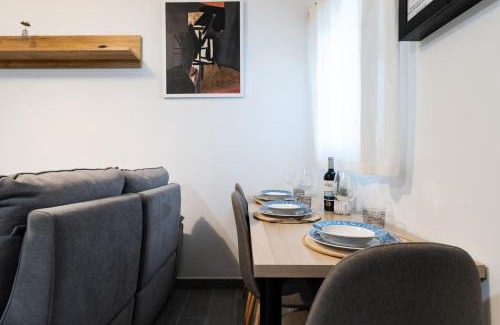 Poligono Alameda Apartment | MalagaSuite Capitan Huelin