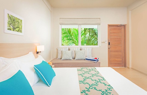 Kuda Bandos Hotel | Malahini Kuda Bandos Resort