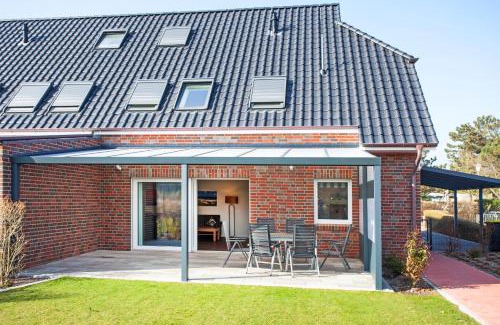 Borkum Apartment | Malaika Shania B