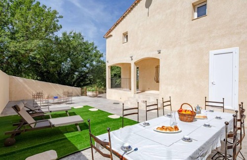 Bauduen House | Malanuit by Interhome