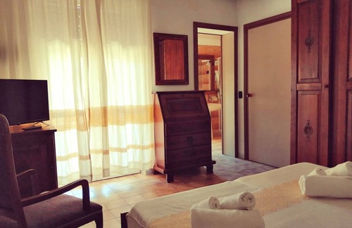 Bosa Marina Hotel | Malaspina Hotel & Resort