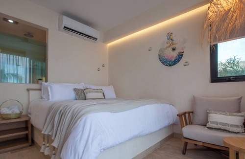 La Paz Hotel | Malecón 1680