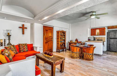 Downtown Puerto Vallarta Apartment | Malecon Beach Side Downtown Condo