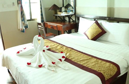 Vientiane Hotel | Mali Namphu Hotel