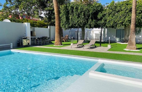 El Chorrillo Villa | Malibú Ocean Villa