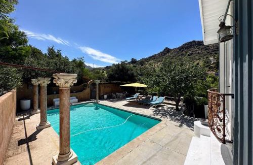 Agoura Hills House | Malibou Lake Oasis