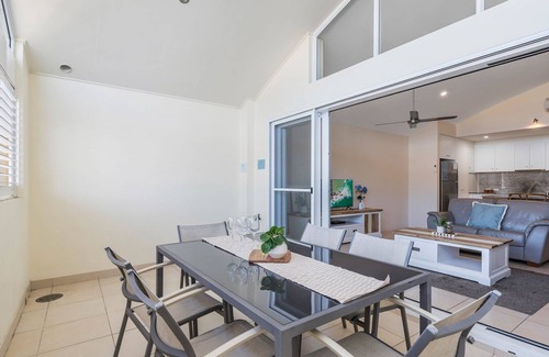 Evans Head Apartment | Malibu Apartments Unit 1 and 2 - 5 Oak Street