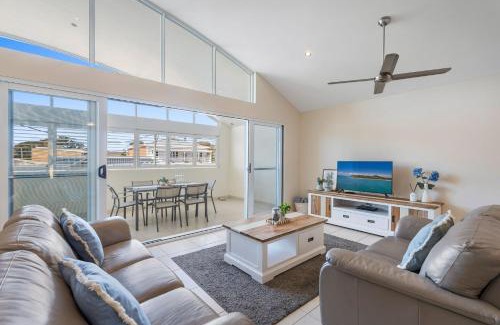 Evans Head Apartment | Malibu Apartments Unit 1 - 5 Oak Street
