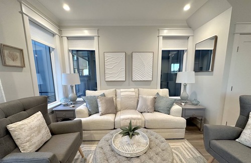 Wilmington Historic District Boat Rental | Malibu at The Cove - Riverwalk Villas in Downtown Wilmington