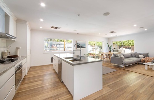 Mount Martha House | Malibu in Mt Martha with solar heated pool