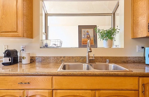 Malibu Apartment | Malibu Nature Retreat - Stylish 2BR Minutes from the Beach