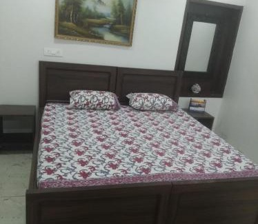 New Delhi Apartment | Malika Villa