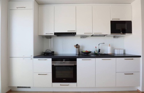 Pasila Apartment | Mall of Tripla apartment for 5 people/best loc.