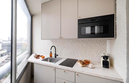 Front de Lac Apartment | - Mall Room - Duke Housing