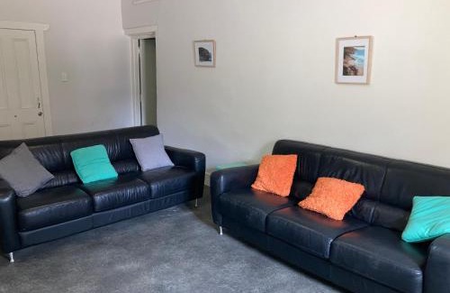 Warrenben House | Mallee Lodge - Dhilba Guuranda-Innes National Park