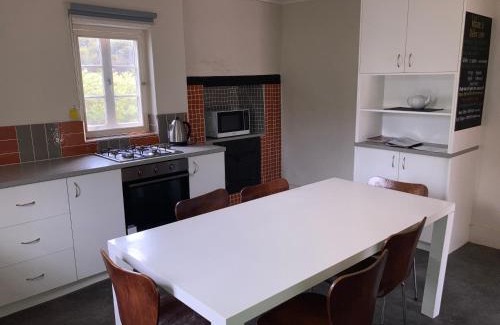 Warrenben House | Mallee Lodge - Dhilba Guuranda-Innes National Park