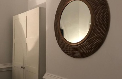 Belfast House | Malone park gate lodge