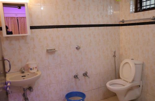 Alwaye Apartment | Malpans Mansion Villa