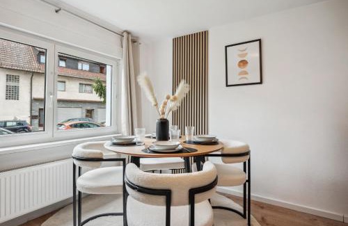 Oßweil Apartment | Malu Rooms - ruhige Lage, Erdgeschoss, SmartTV, Netflix, 24h Checkin,