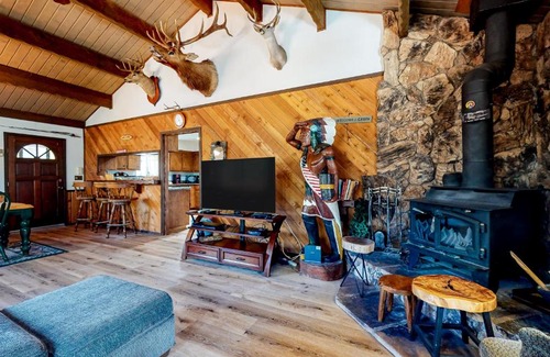 Big Bear City House | Mama Bear's Den