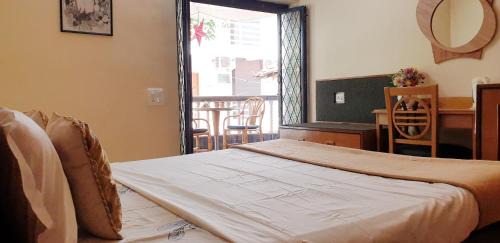 Morjim Bed & Breakfast | Mama Mids Home
