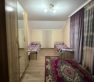 Karakol House | Mama Nuris guest house