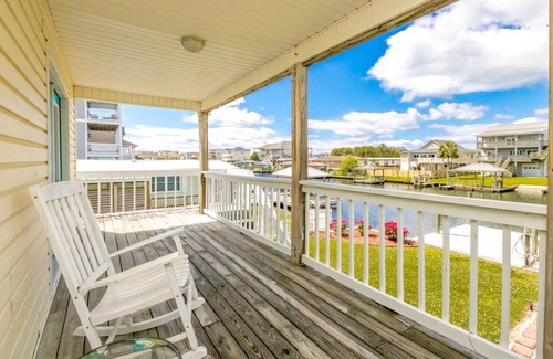 Surf City Condo | Mama's Pride - 3BR Home on the Canal - Boat Dock & Sound Views!