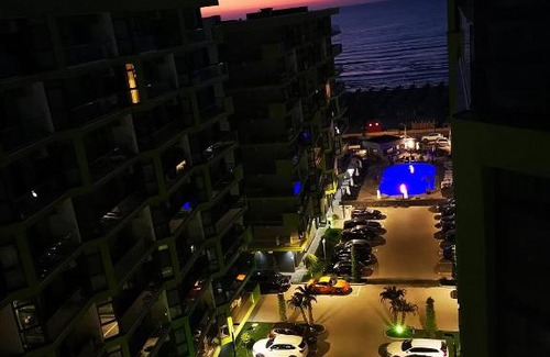 Mamaia-Sat Apartment | Mamaia Revo in Alezzi Beach Resort