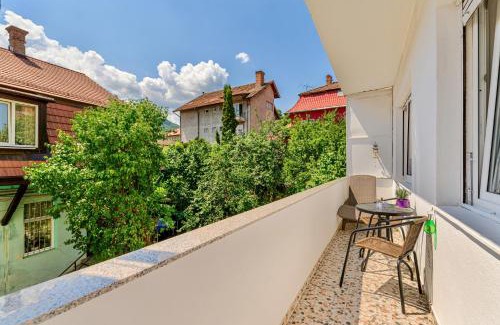 Centrul Vechi Apartment | MamaMia - Amazing View - Tampa Mountain