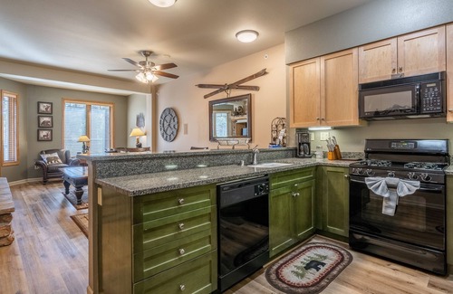 Mammoth Lakes Condo | Mammoth Green #105 - Nearly Ski-in Ski-Out Updated 2 Bedroom 2 Bath, Sleeps 6