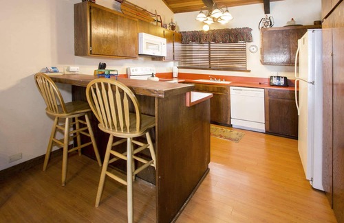 Mammoth Lakes Condo | Mammoth Point #129 | Wifi, Games, Balcony w/Mountain Views
