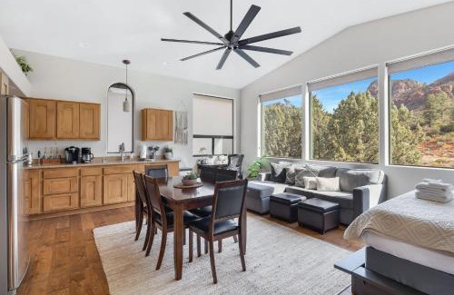 Sedona Villa | Mammoth Rock Retreat Villa-Sleeps 4