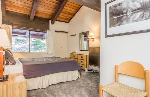 Mammoth Lakes House | Mammoth Ski and Racquet 132