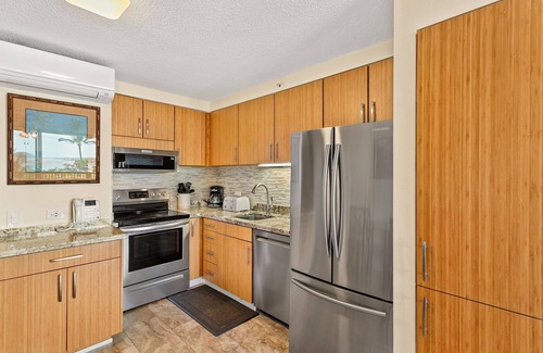 Kihei Condo | Mana Kai 410 - The Ultimate Maui Beach Condo Experience - Renovated - Split AC