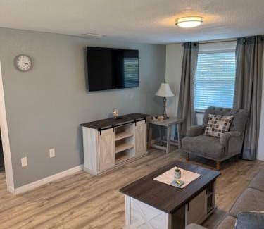 Englewood Apartment | Manasota Delux Villas #7